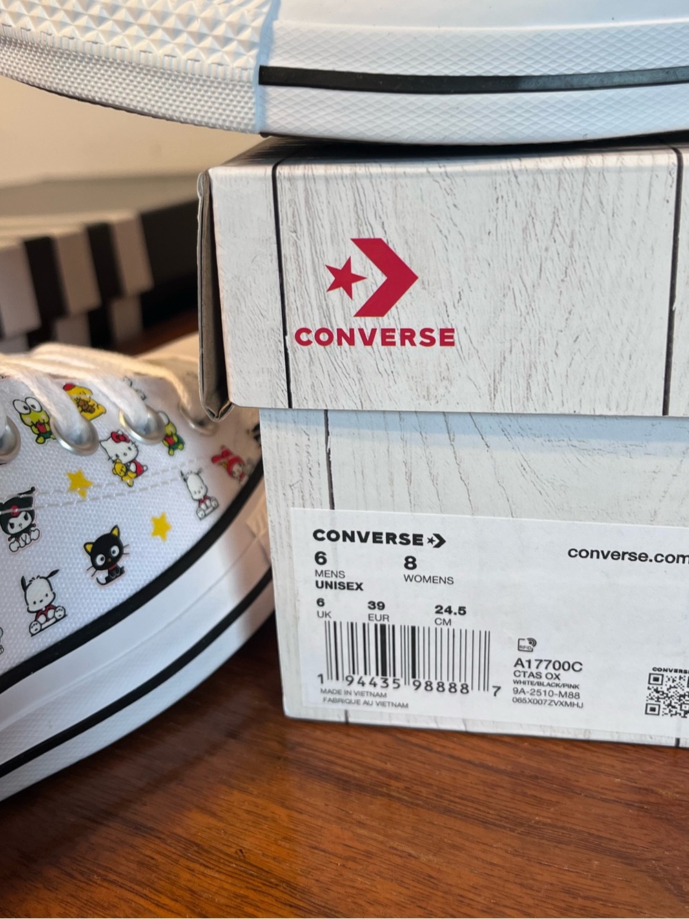 CONVERSE x HELLO KITTY Chuck Taylor All Star BFFS Sneakers - Picture 10 of 10